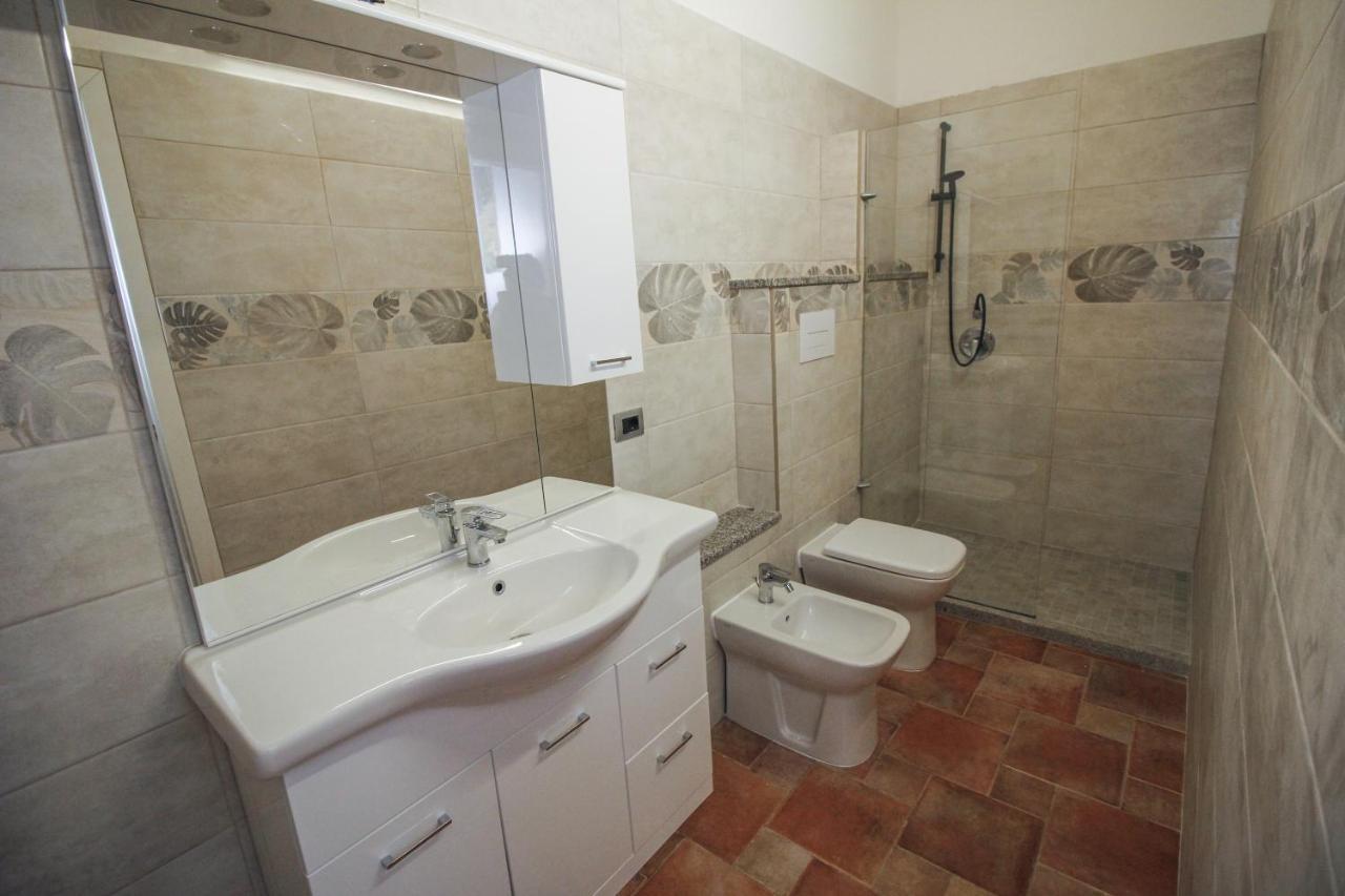 Hotel Il Lentischio à Cala Sapone Extérieur photo
