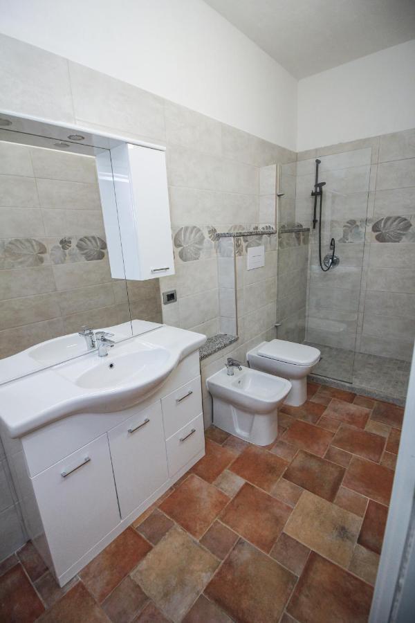 Hotel Il Lentischio à Cala Sapone Extérieur photo